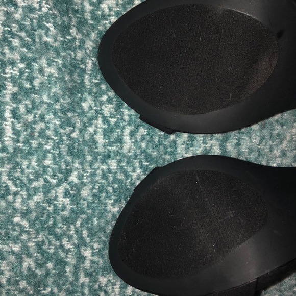 Kati Heeled Sandal - Picture 4 of 5